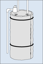 Illustration of a water tank covered by an insulation blanket secured by two belts.